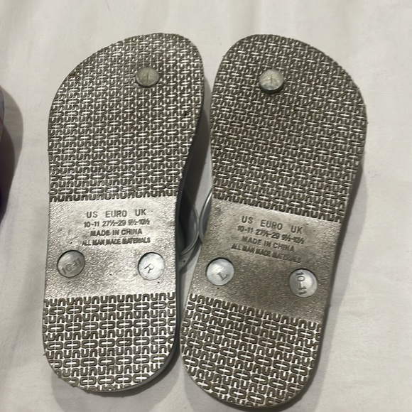 Girls flip flop duo 10-11 and 11-12 to carry u all the way through summer guc - Picture 4 of 8